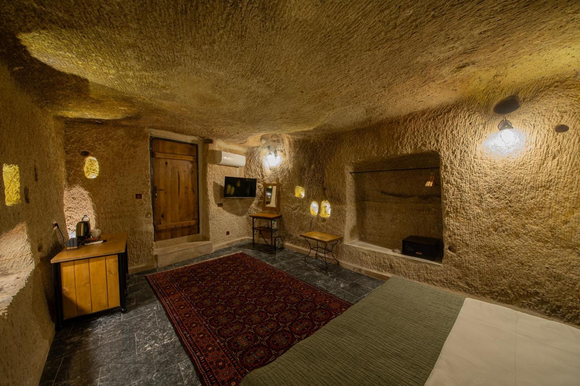 Ares Cave Suites 괴레메 외부 사진