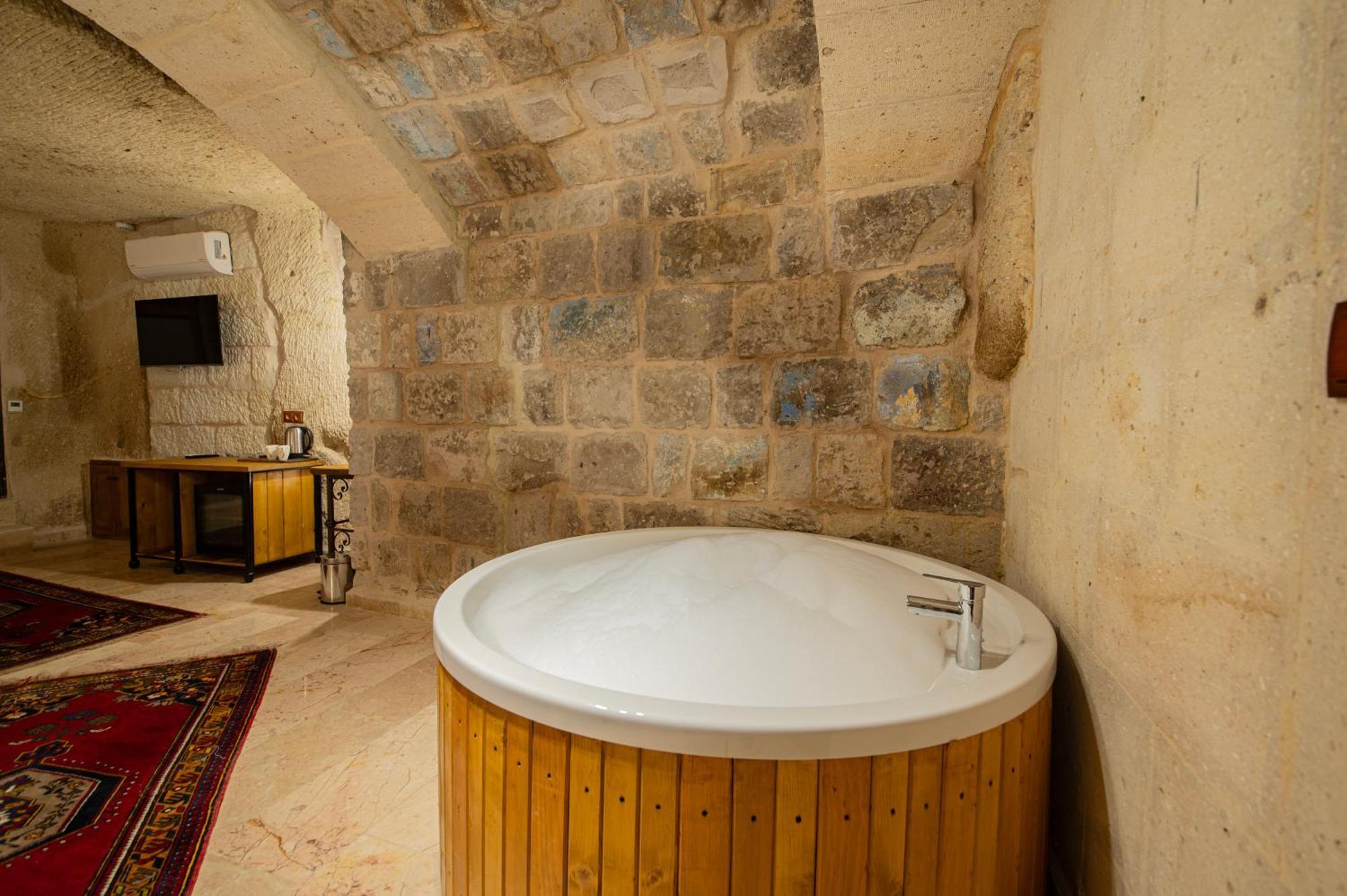 Ares Cave Suites 괴레메 외부 사진