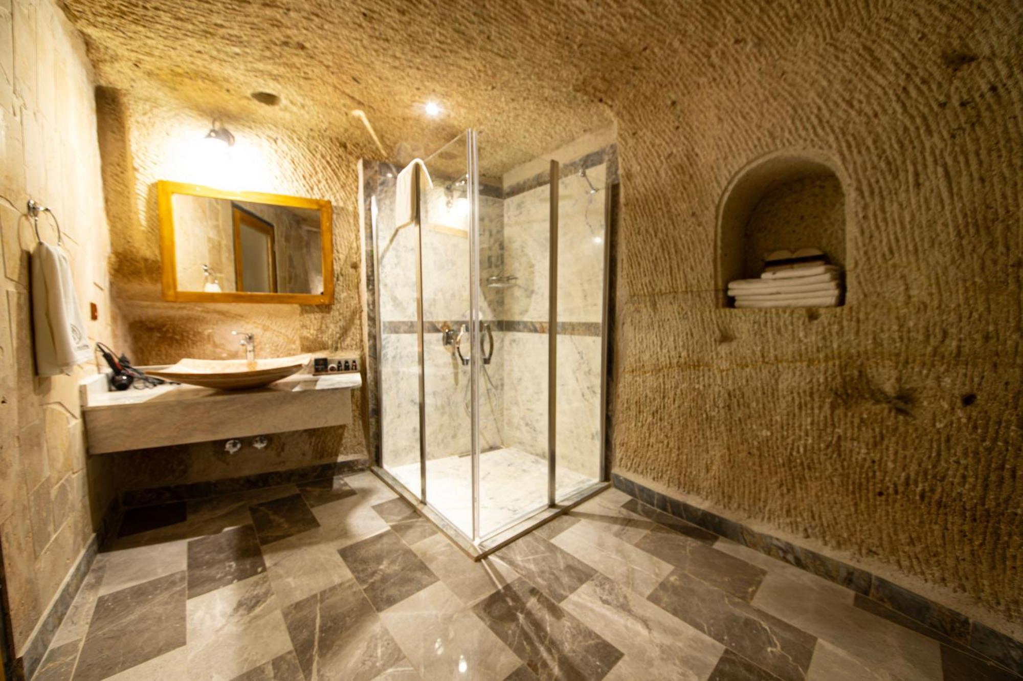 Ares Cave Suites 괴레메 외부 사진
