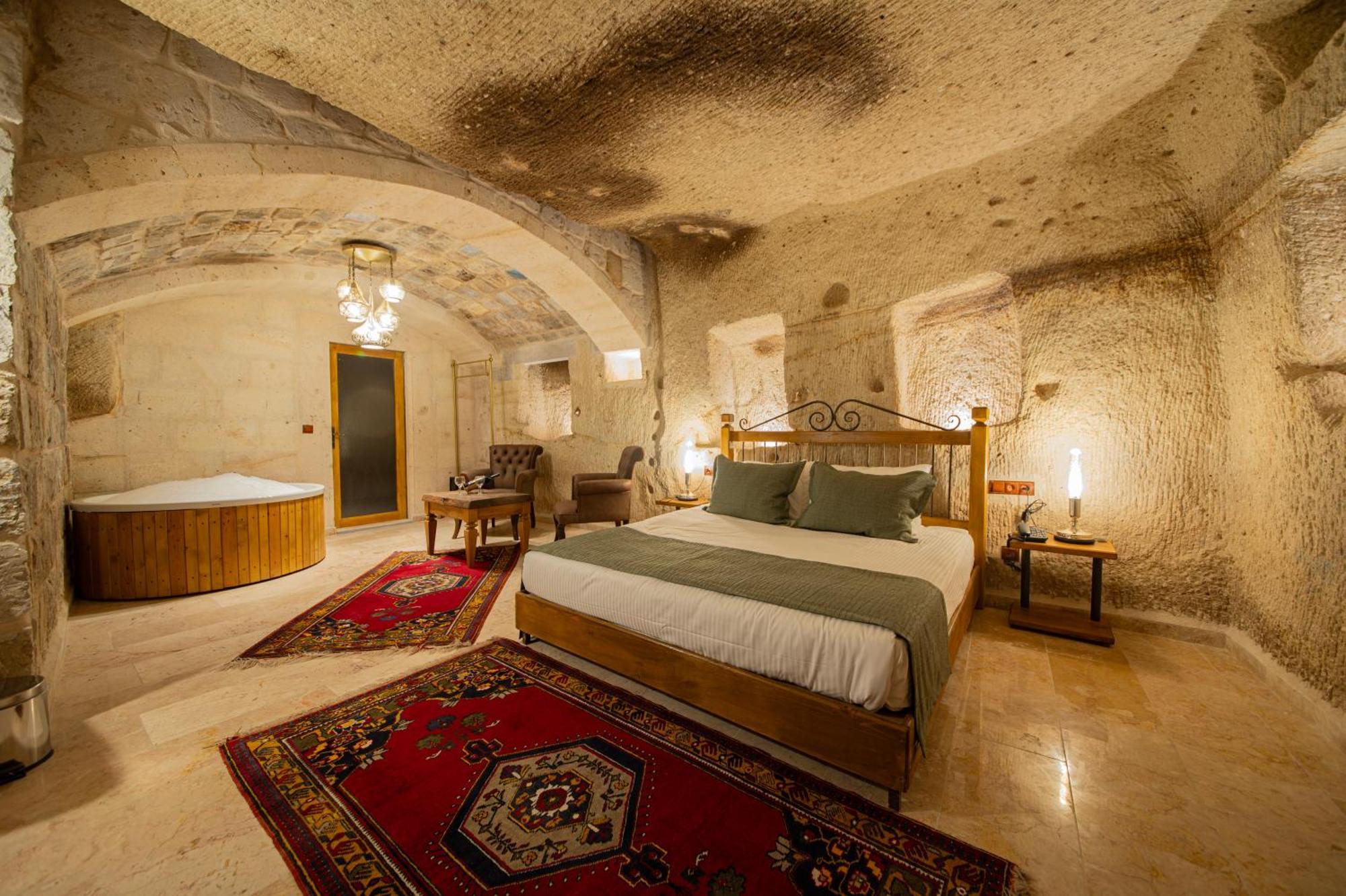 Ares Cave Suites 괴레메 외부 사진