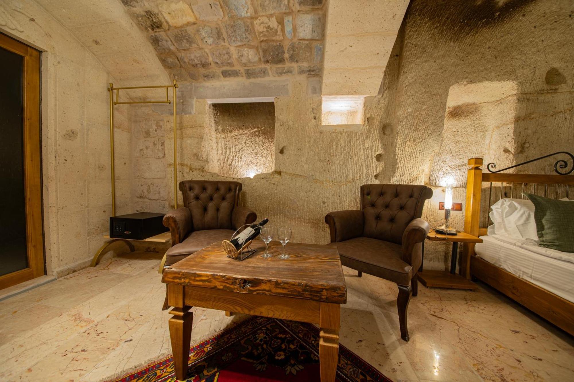 Ares Cave Suites 괴레메 외부 사진