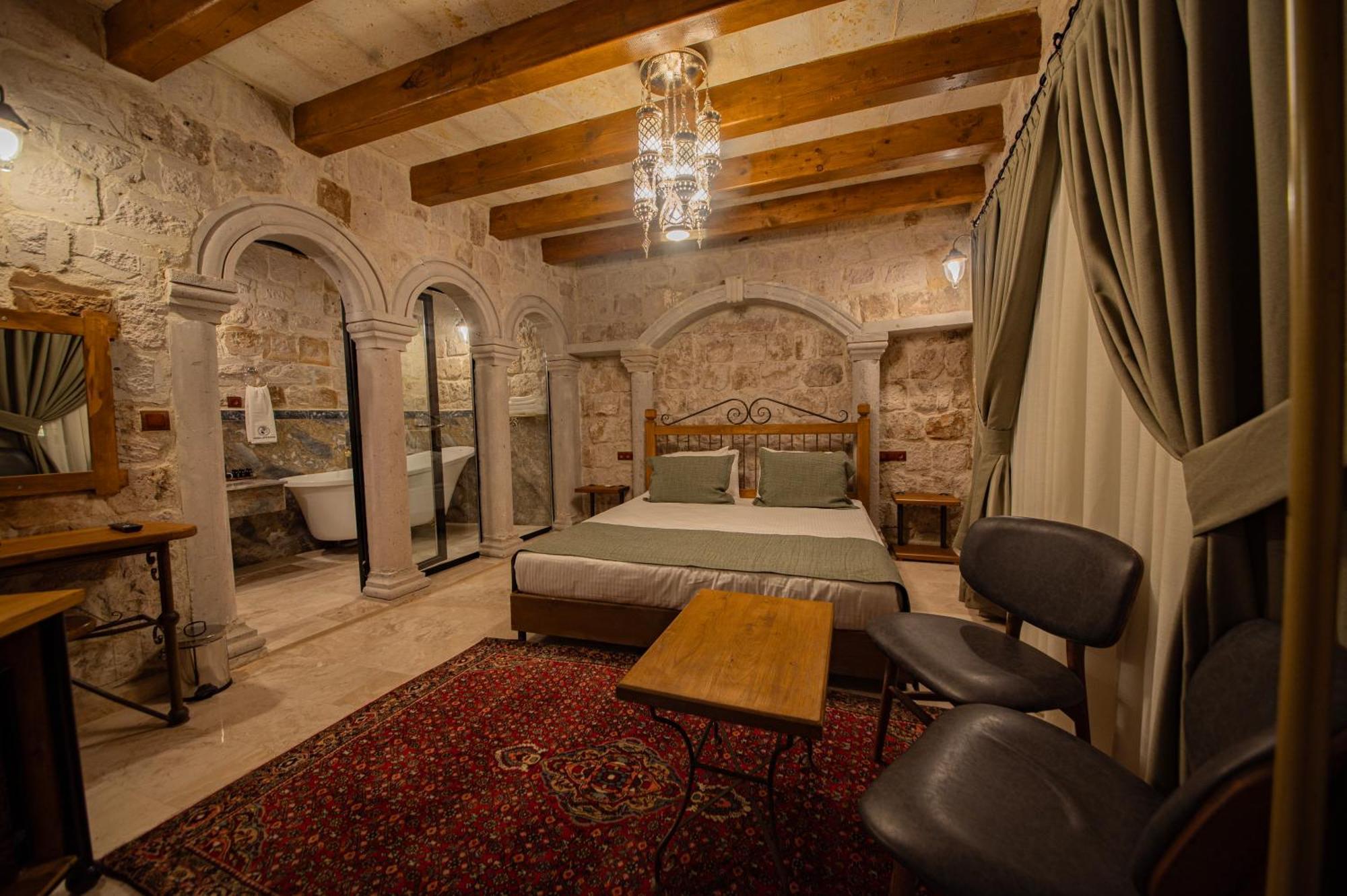 Ares Cave Suites 괴레메 외부 사진