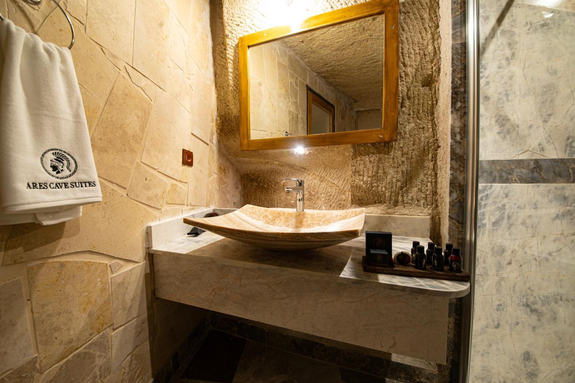 Ares Cave Suites 괴레메 외부 사진