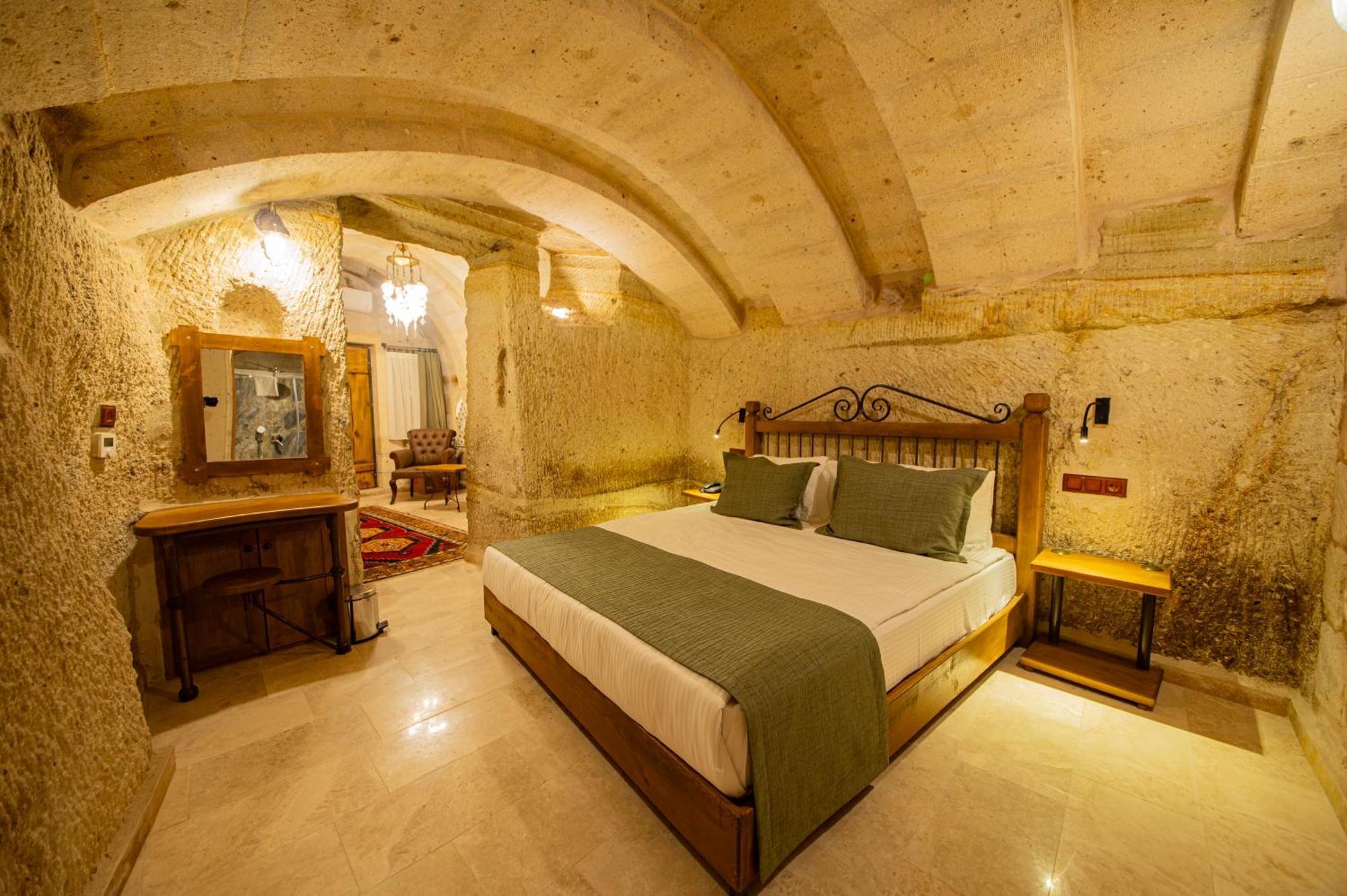 Ares Cave Suites 괴레메 외부 사진