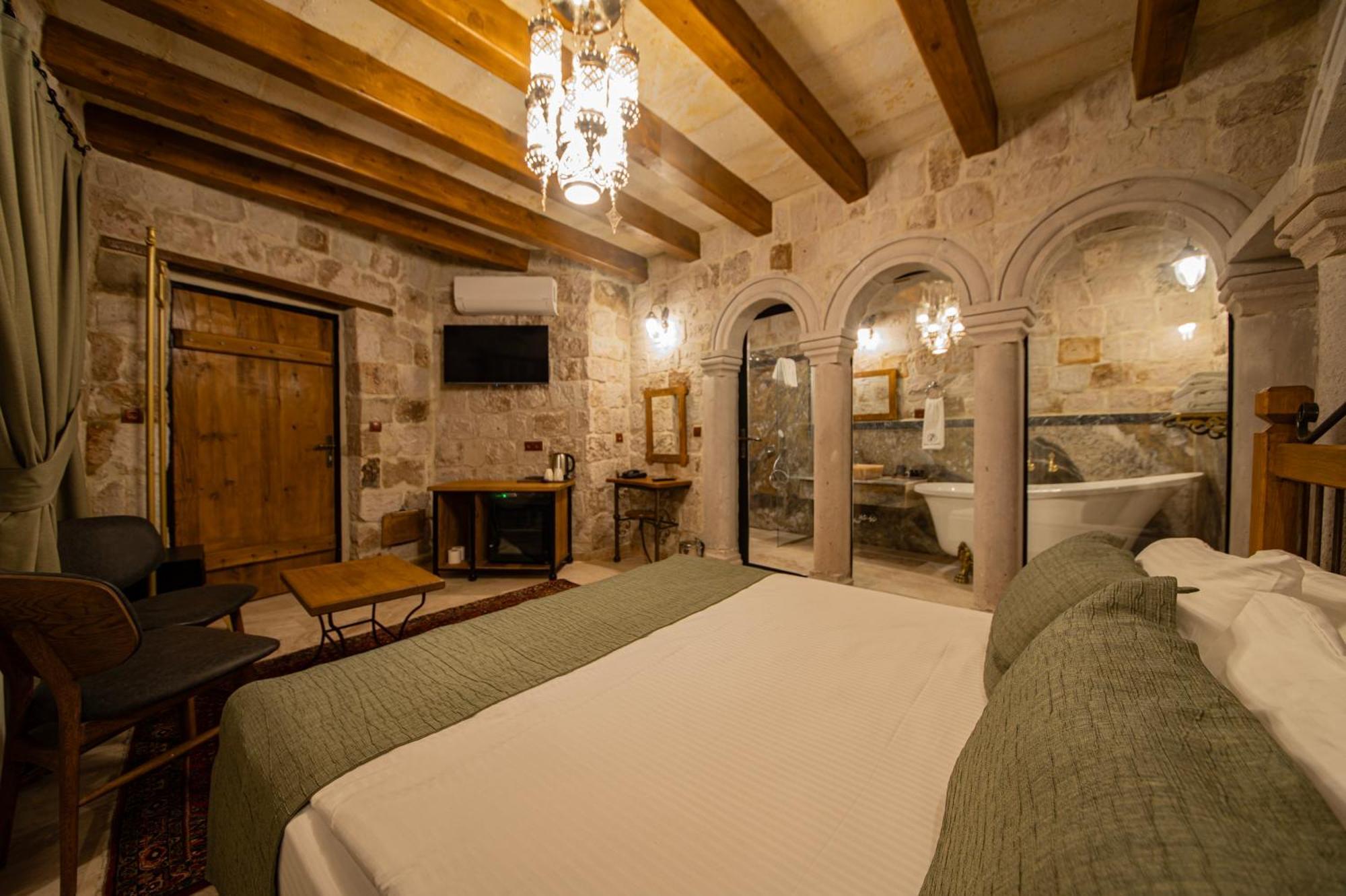 Ares Cave Suites 괴레메 외부 사진