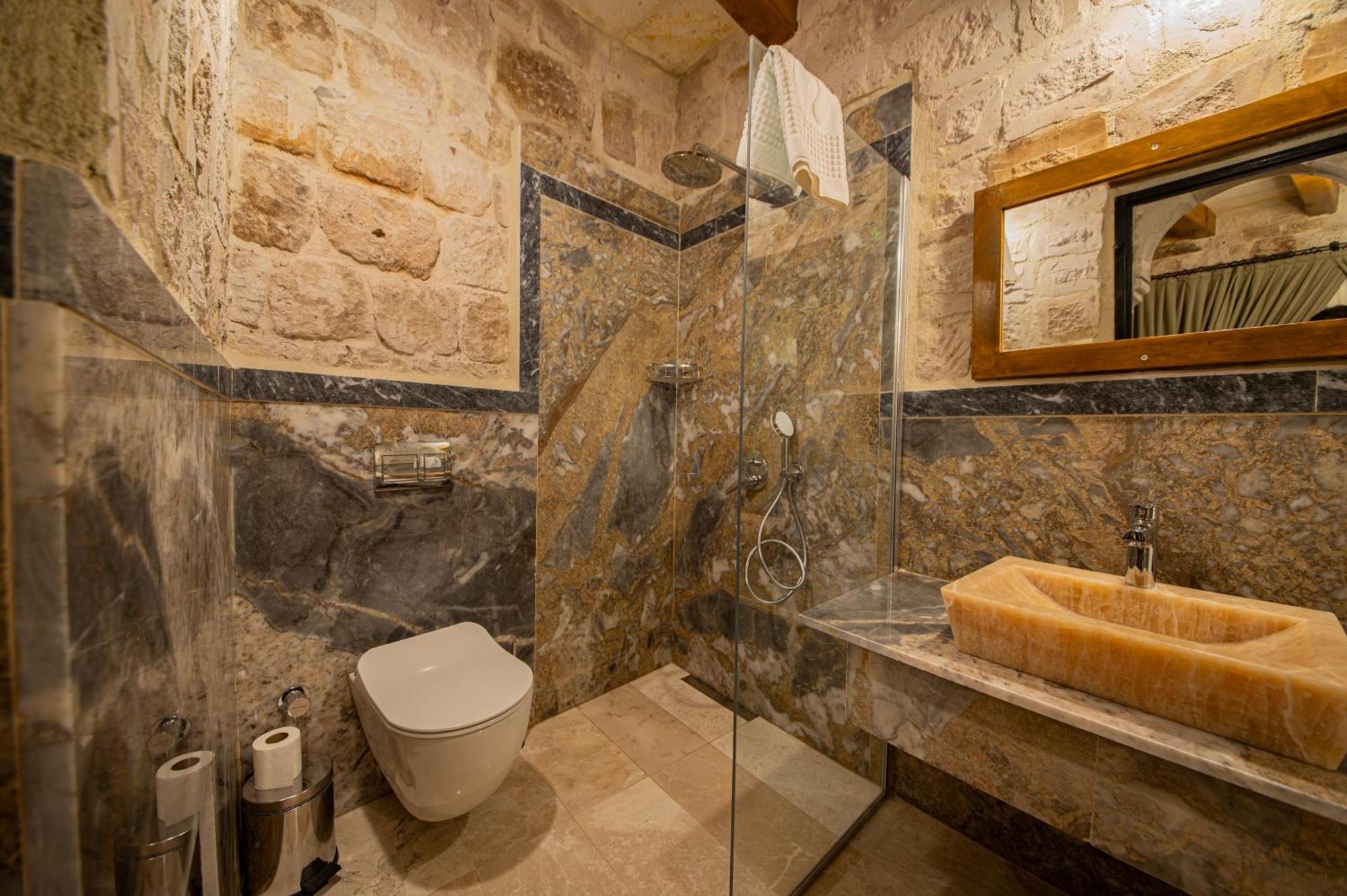 Ares Cave Suites 괴레메 외부 사진